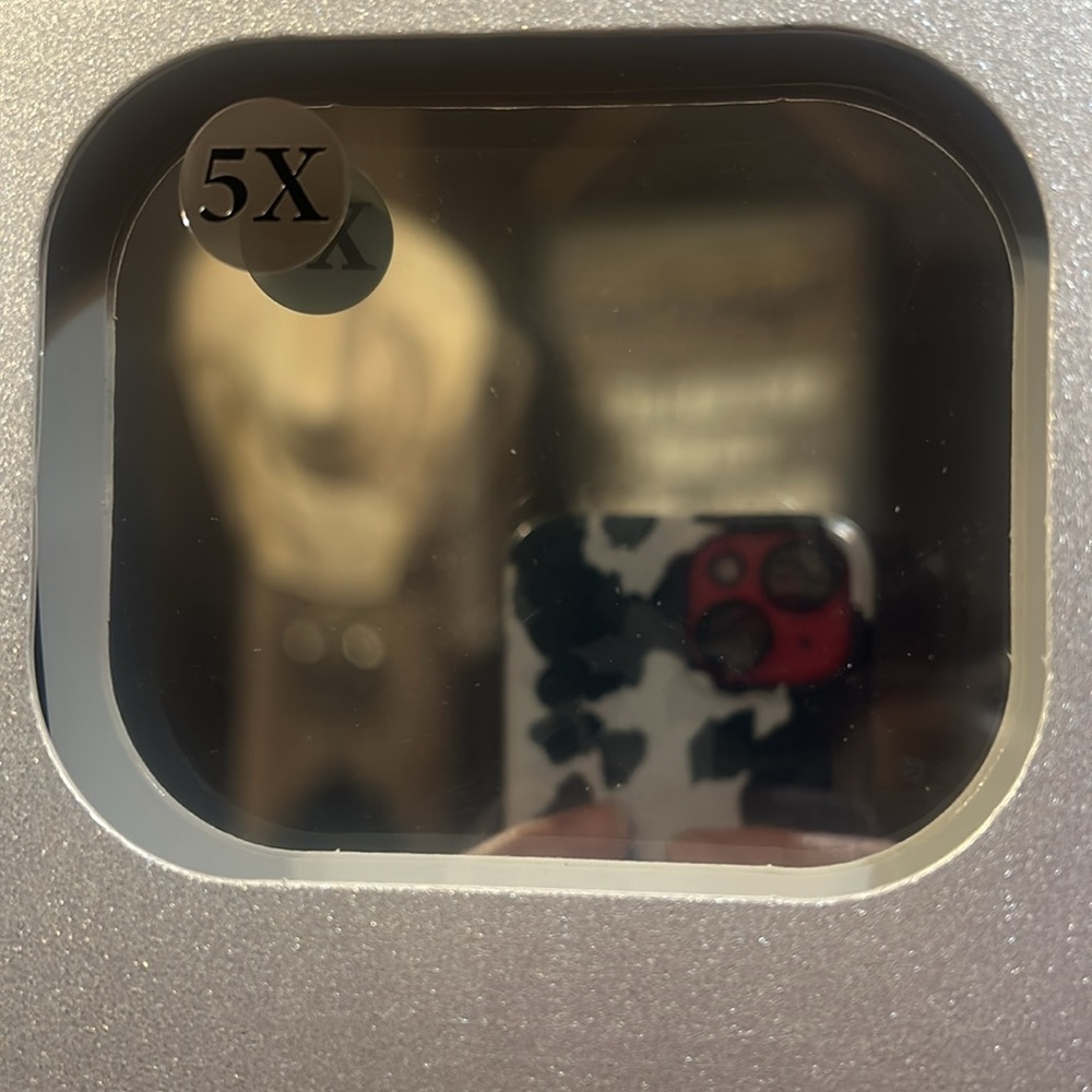 Glitz & Glam Rhinestone Magnifying Mirror - Picture 3 of 3